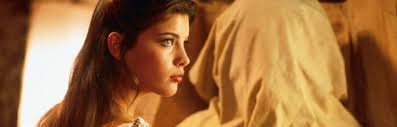 Последняя женщина. Ускользающая красота (1996) виноградники. Ускользающая красота фильм 1996 бассейн. Интерьер фильма Ускользающая красота. Ускользающая красота фильм в кинотеатрах