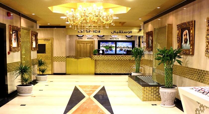 Холл отеля "ARCADIA HOTEL SUITES"