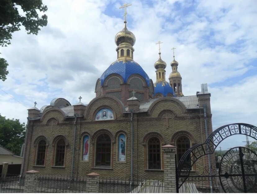 Поселок белореченский лутугинский район. Лутугино луганской. Пос. Г лутугино луганской области. Лутугино лутугинский р-н луганская.