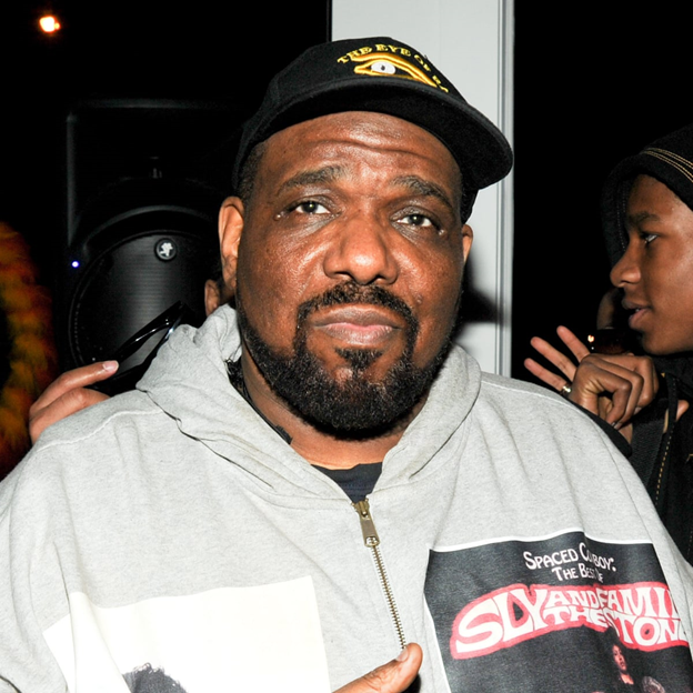 Ди-джей Afrika Bambaataa
