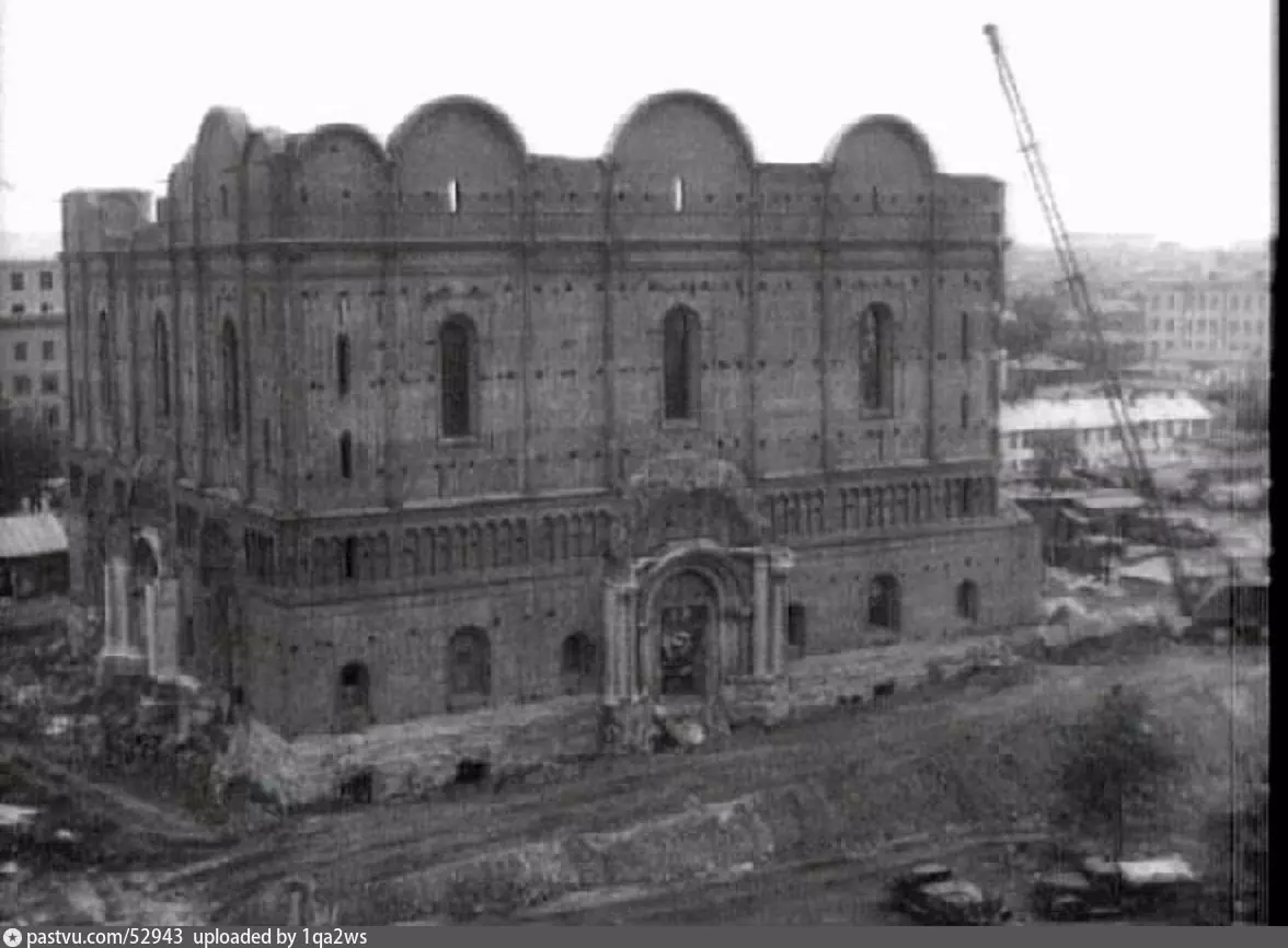 Храм Св. благоверн. кн. Александра Невского, 1956 г. Источник: кинохроника.