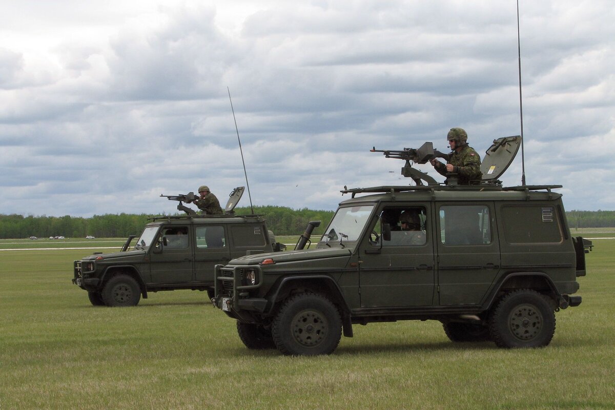 mercedes-benz g-wagon army canadian