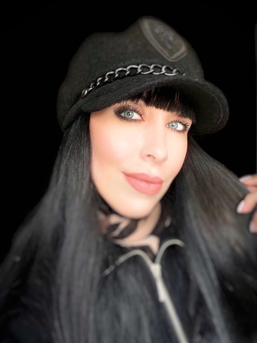 Восстанавливаю реснички. Фотография из личного архива