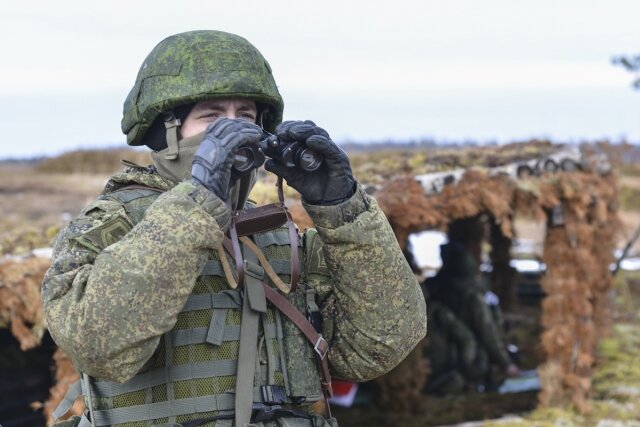    Российский солдат Mil.ru