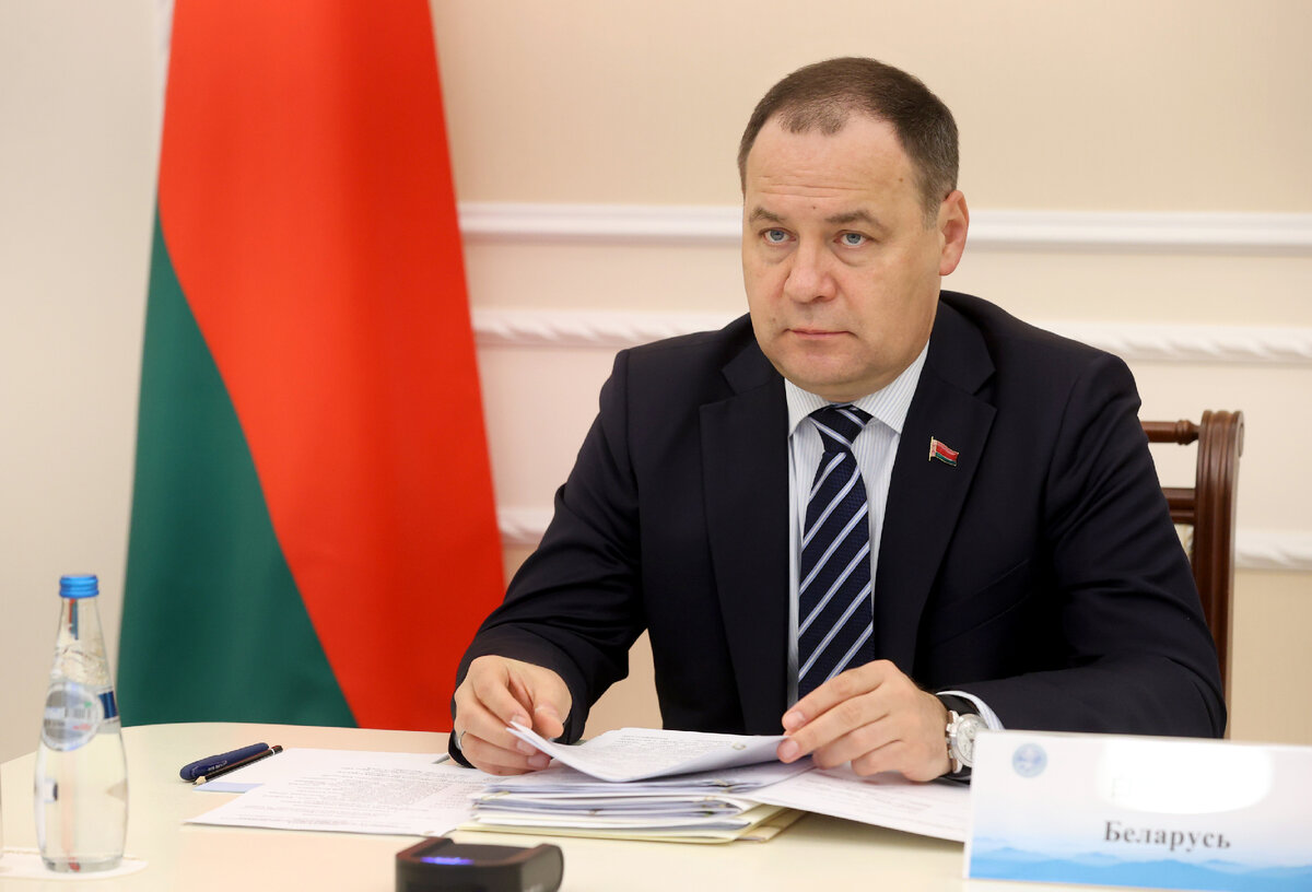 Большой спектр белорусских предприятий сейчас поставляет целый шлейф различного оборудования для компании "Ростсельмаш", обратил внимание премьер-министр Беларуси