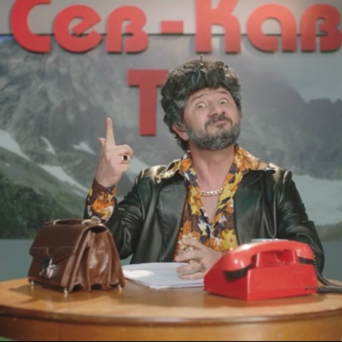 жорик вартанов в камеди. наша раша жорик вартанов. пятигорск тв жорик вартанов. галустян 2022. жорик вартанов новое.