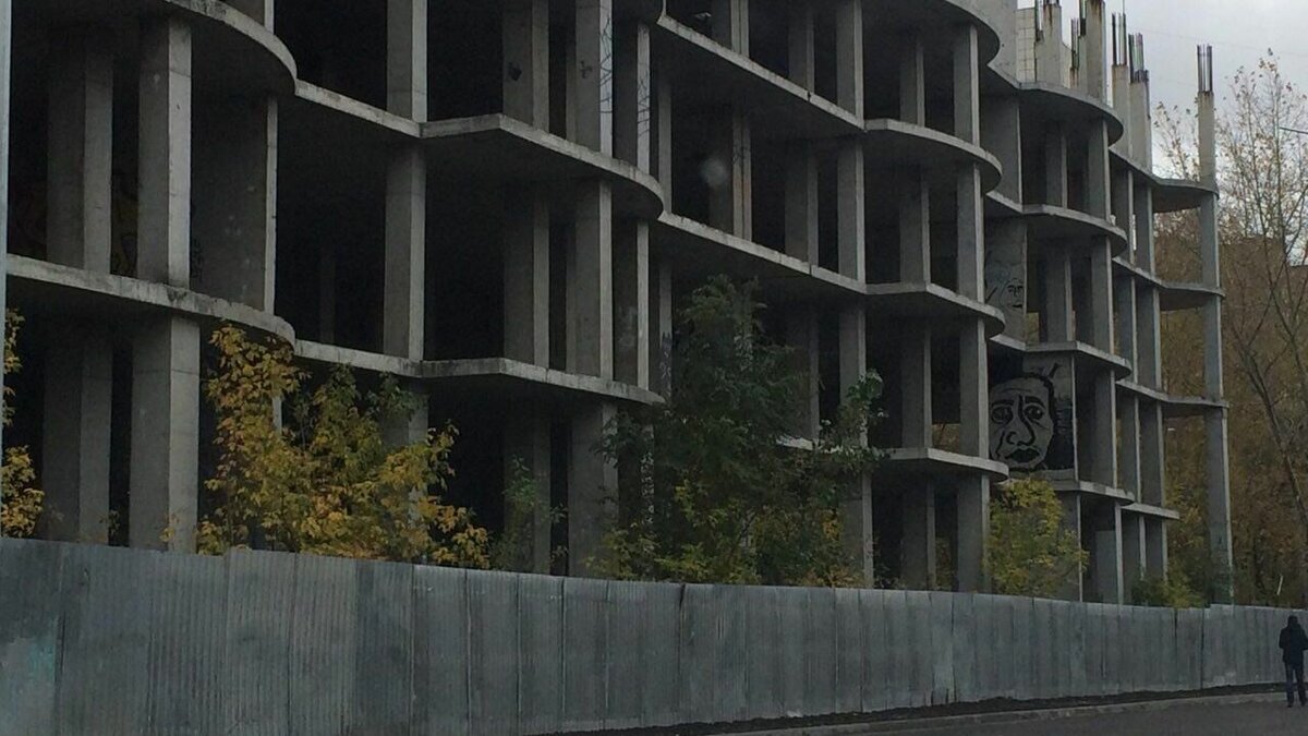     Городу55 стали известны подробности странной истории.