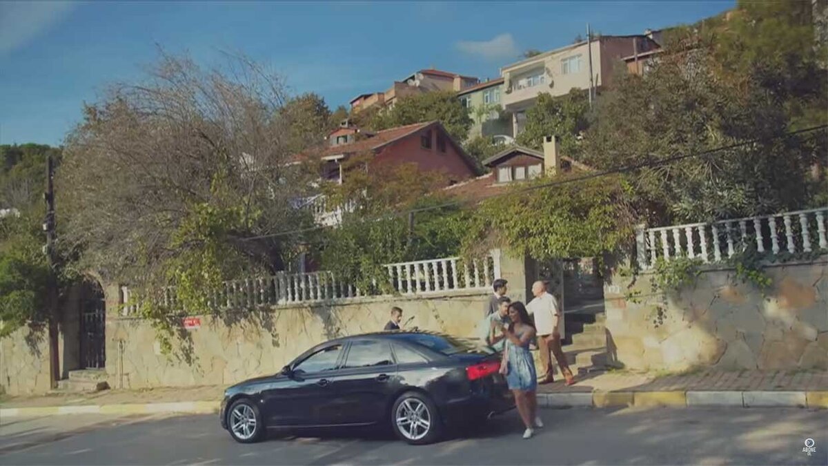 Кадр из сериала «Черная любовь», Турция, 2015 год
