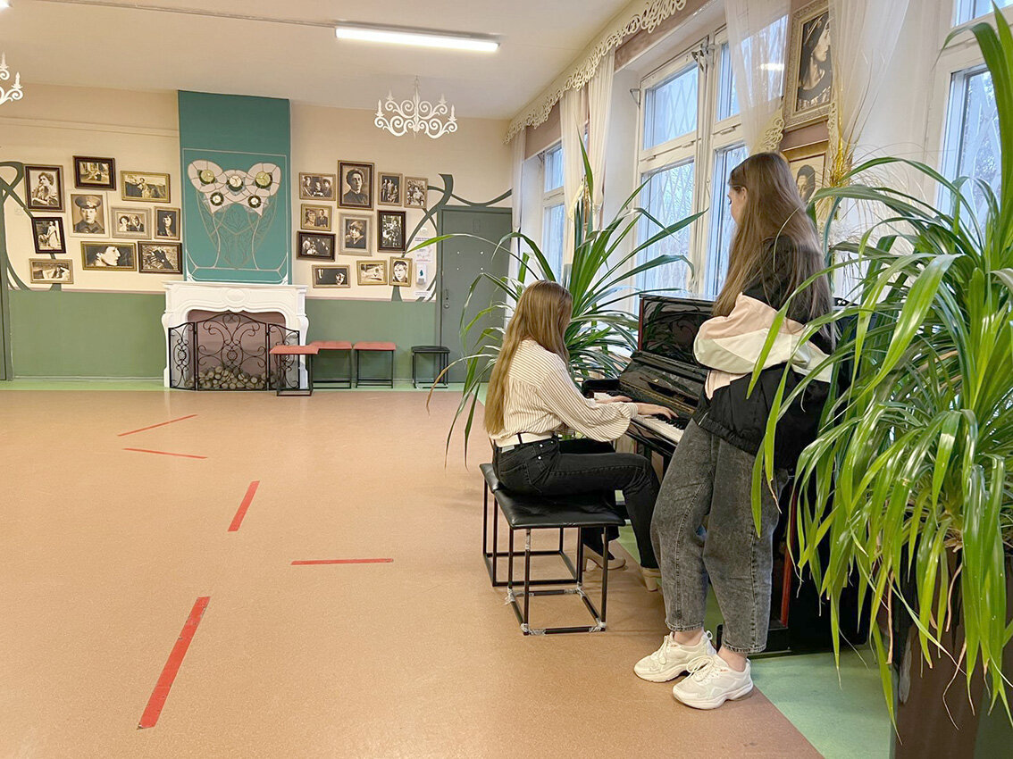 Листайте вправо, чтобы увидеть больше изображений