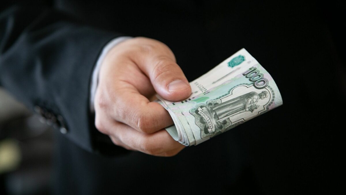     В Татарстане за 2022 год возбудили 819 уголовных дел о коррупции. Об этом во время пресс-конференции рассказал Артур Хафизов, замруководителя первого контрольно-следственного отдела следственного управления Следственного Комитета России по Татарстану.