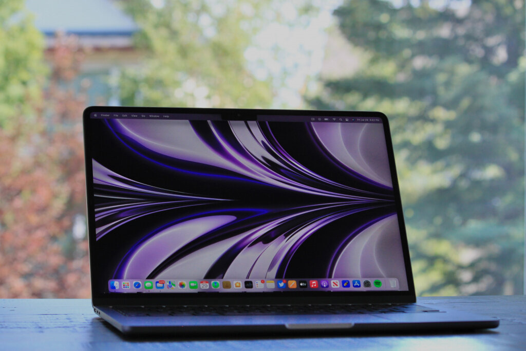    MacBook