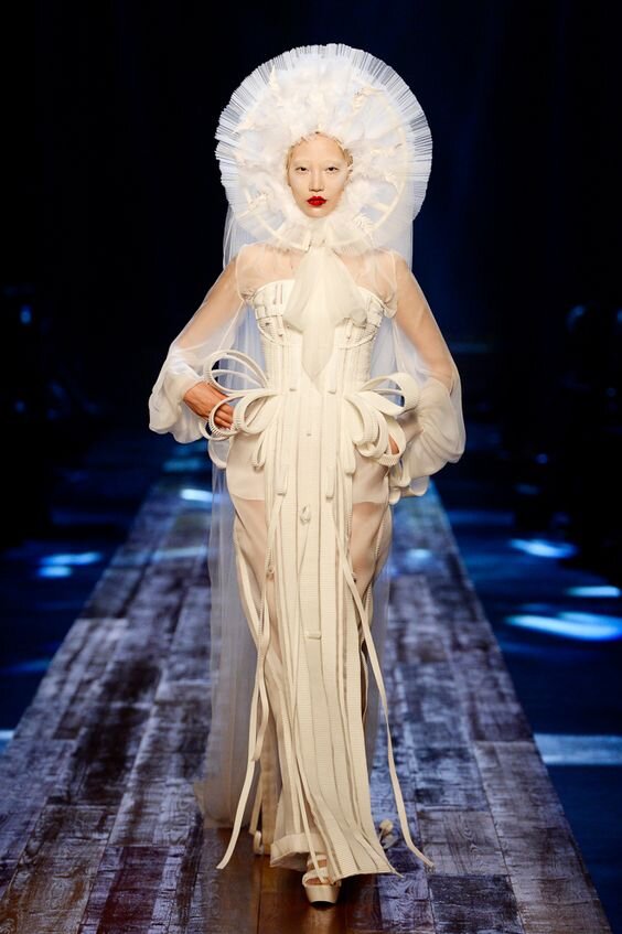 Жена Белого Лорда Алагадды