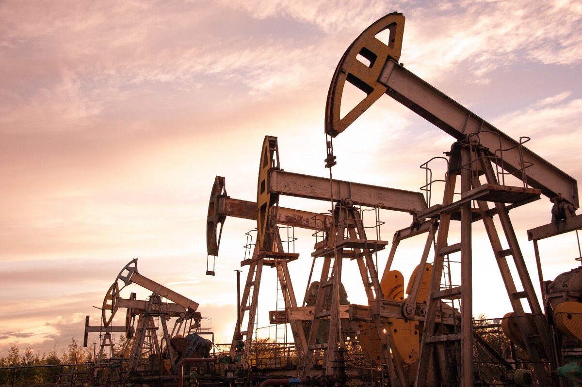     Запрет РФ на экспорт нефти по потолку цен вступил в силу Диана Аванесян