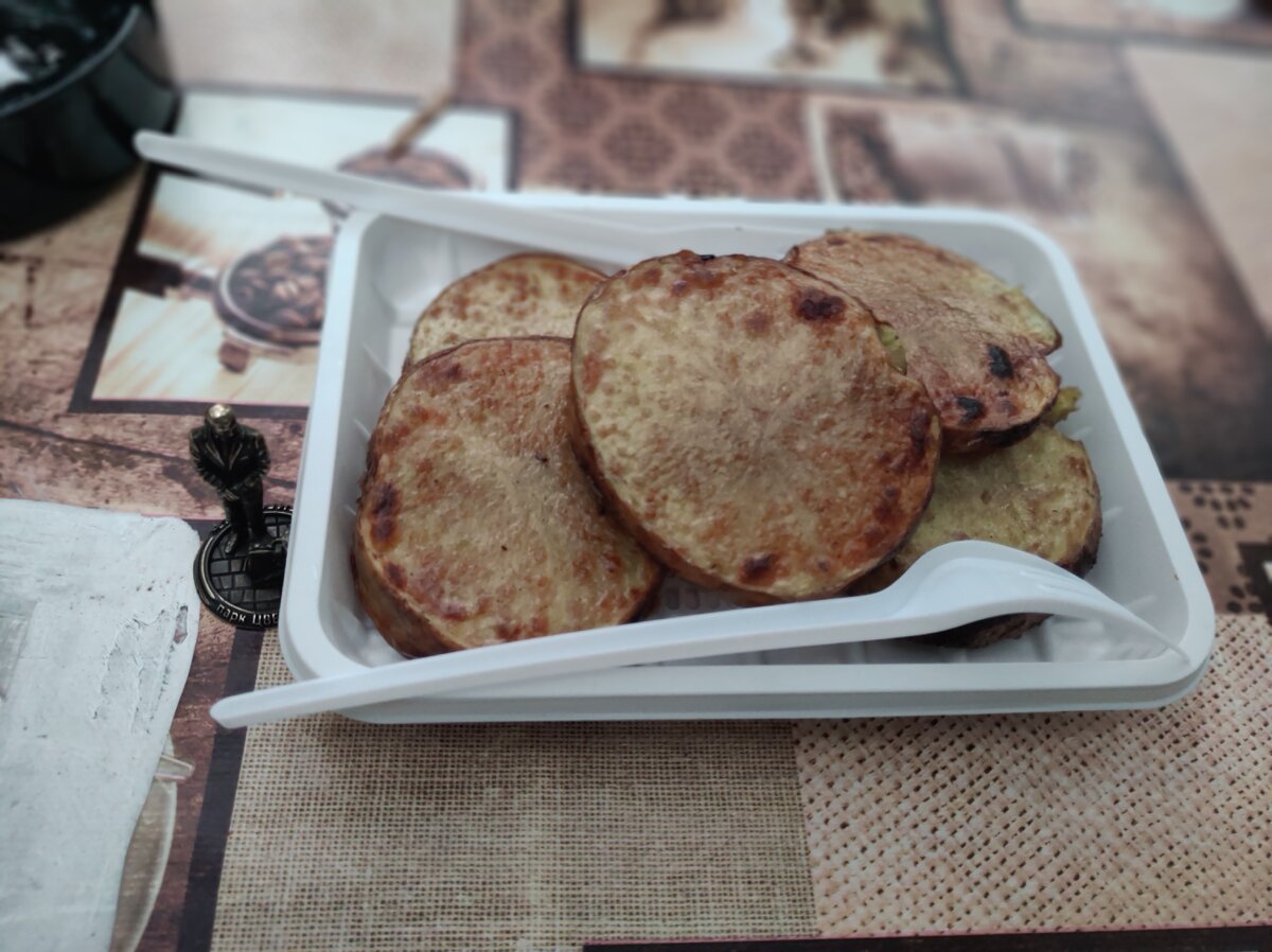 Картофель запечённый на углях 200гр. - 80₽