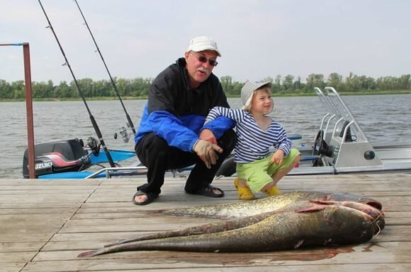 #Рыбалка в августе на сомов в Астраханской области