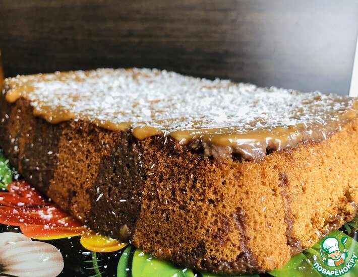 Потрясающе вкусный пирог! Мягкий, влажный, готовится за минуты!