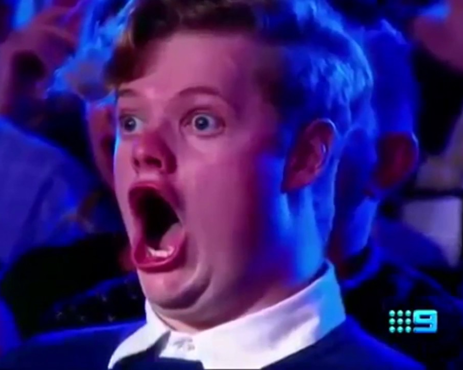 Ребенок, когда понял, что получит чипсы за уборку.