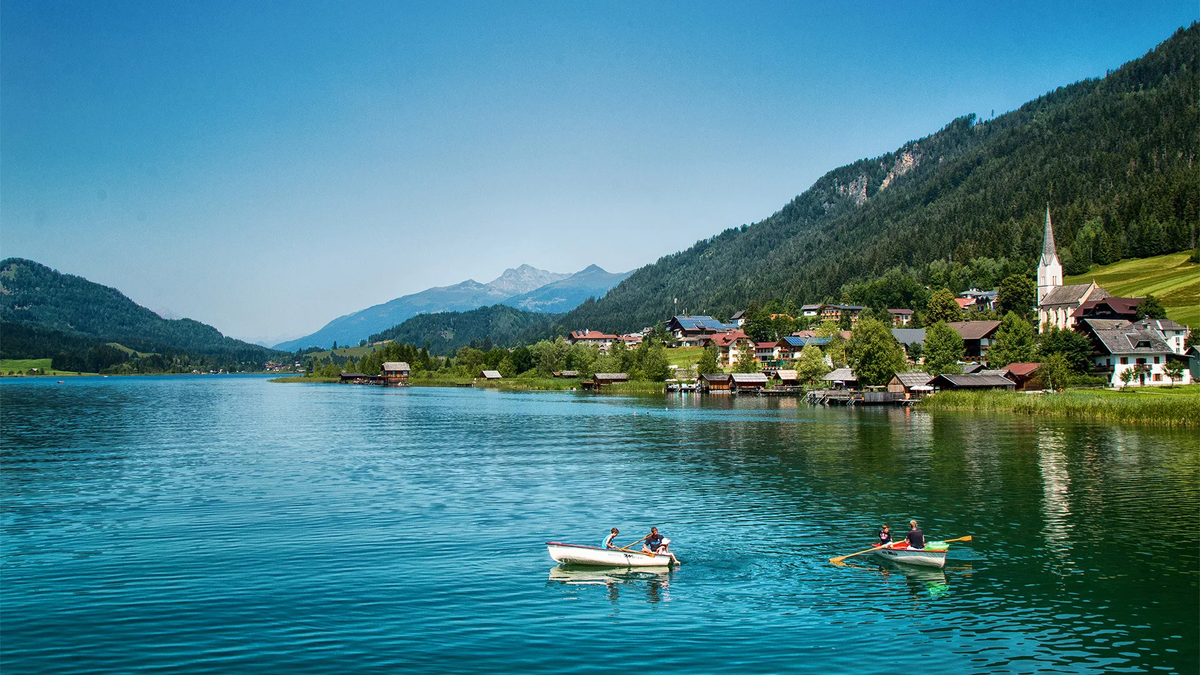 На озерах австрии. Озера Каринтии. Каринтия Австрия. Kärnten Австрия. Коринтия озеро Каринтия Австрия.