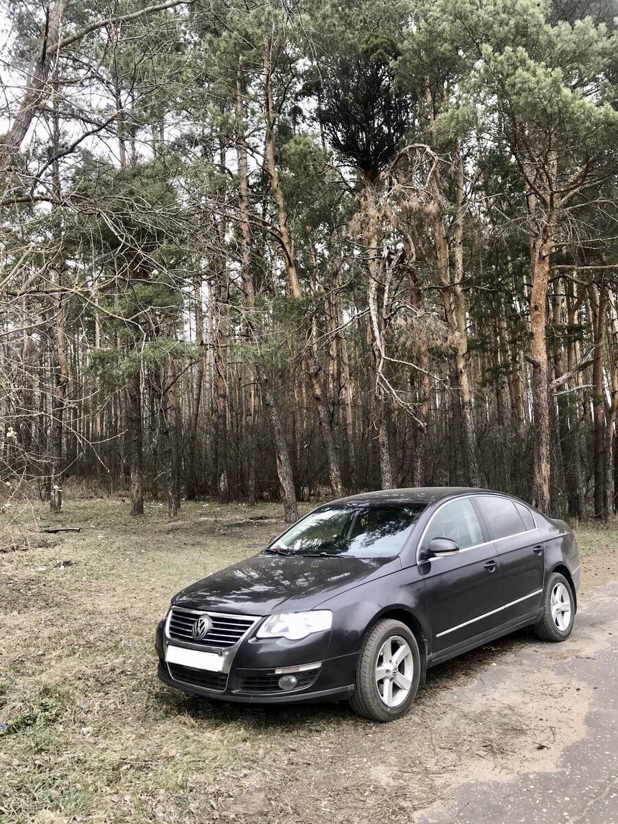 Был продан за 400 тысяч рублей.