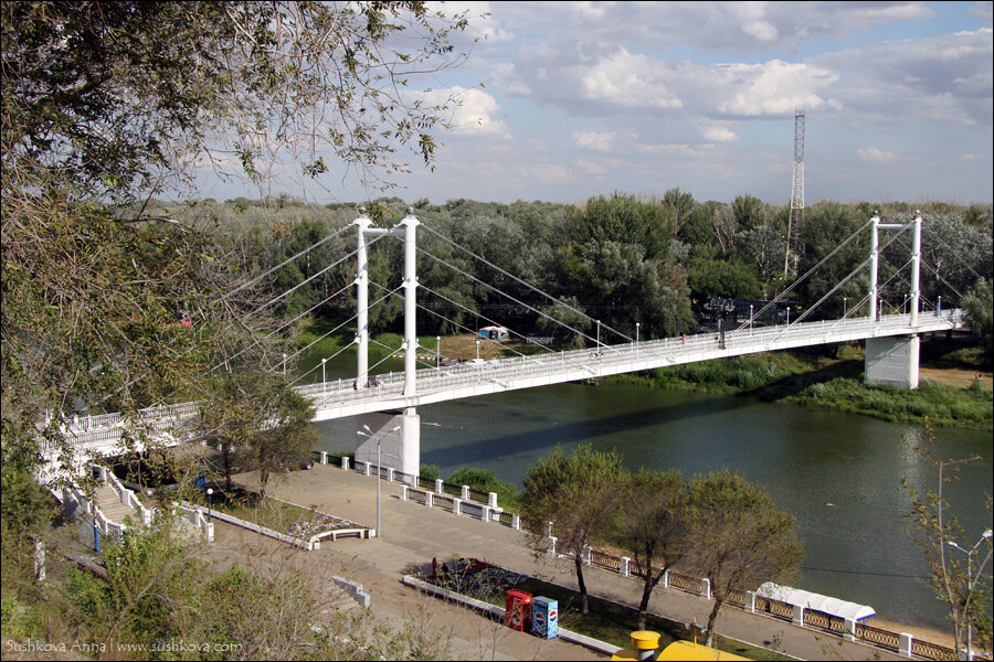 Мост через Урал. Источник: Яндекс. Картинки.