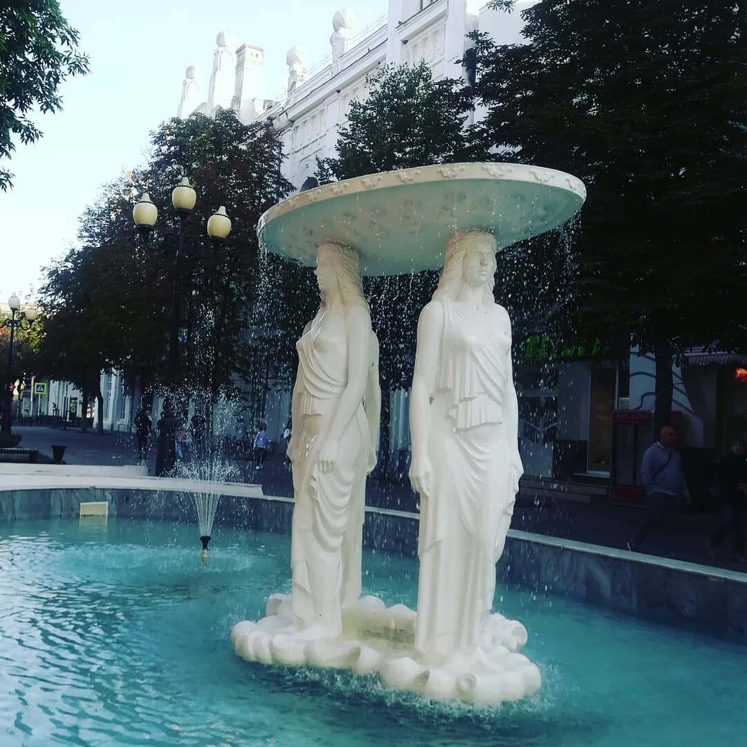  Излюбленное место для любителей фото в стиле "я и фонтан" 