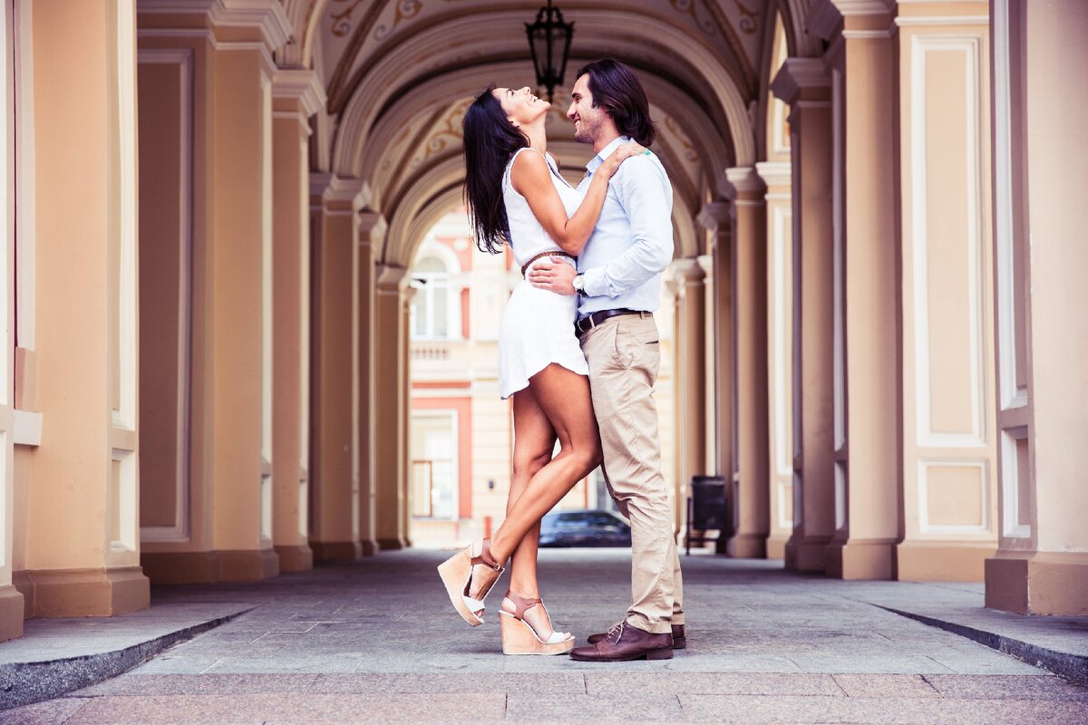 Чем привлекают альфонсы?