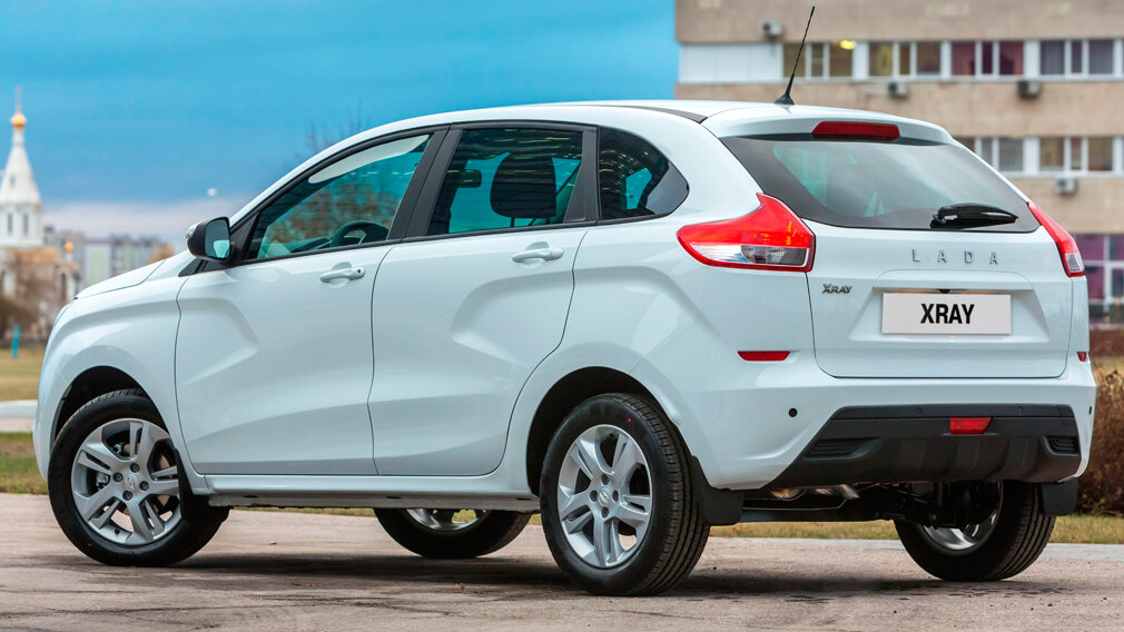 Lada Xray