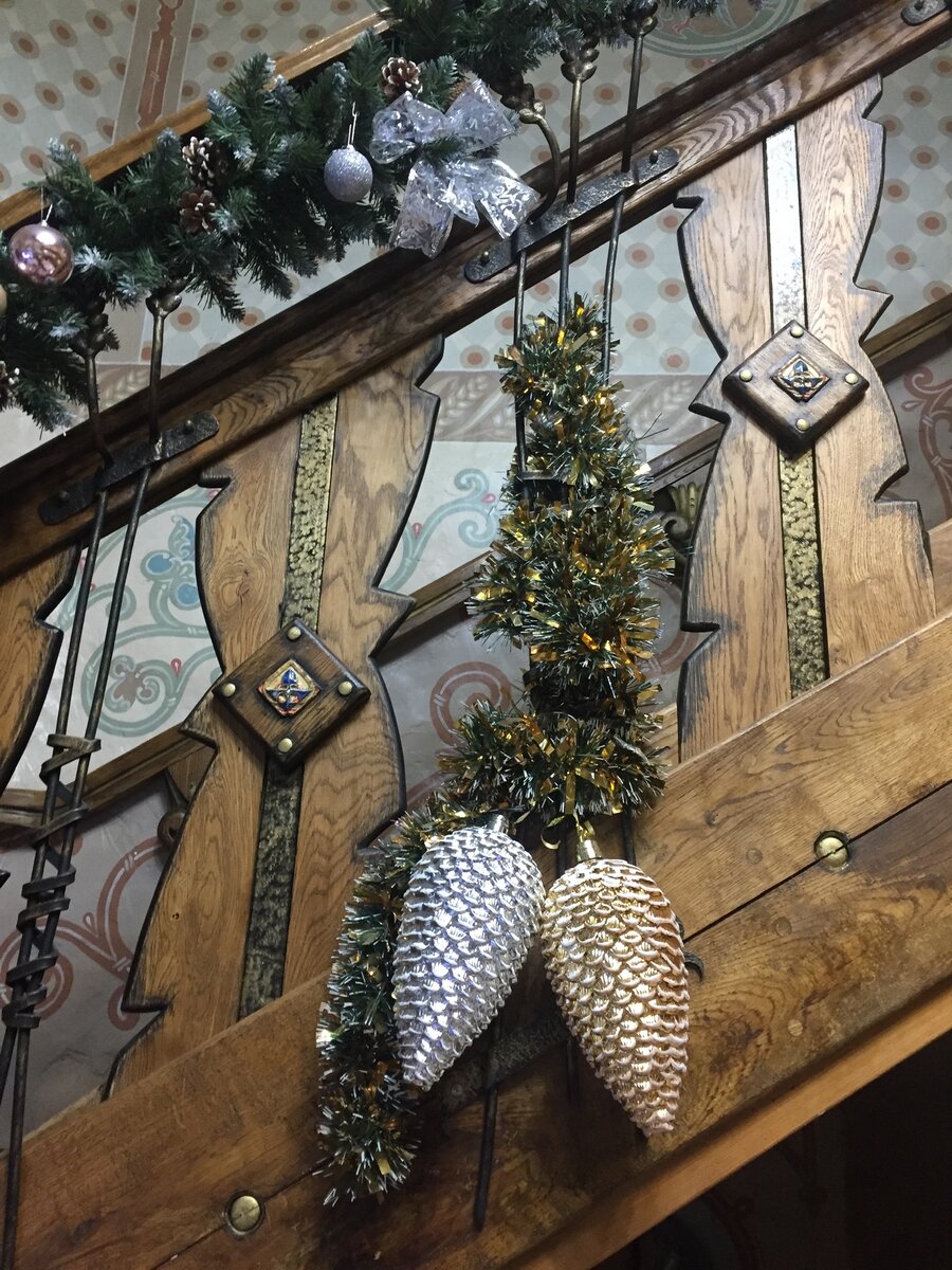 Интерьер Провиантской башни Саввино-Сторожевского монастыря в Звенигороде. Чтоб вы знали, автор - атеист-агностик. Фото сделано автором и принадлежит автору 