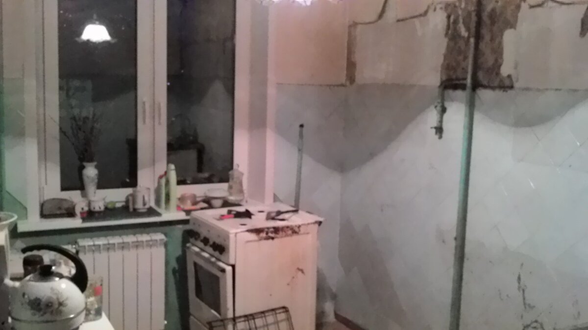 начала разноса кухни перед ремонтом.