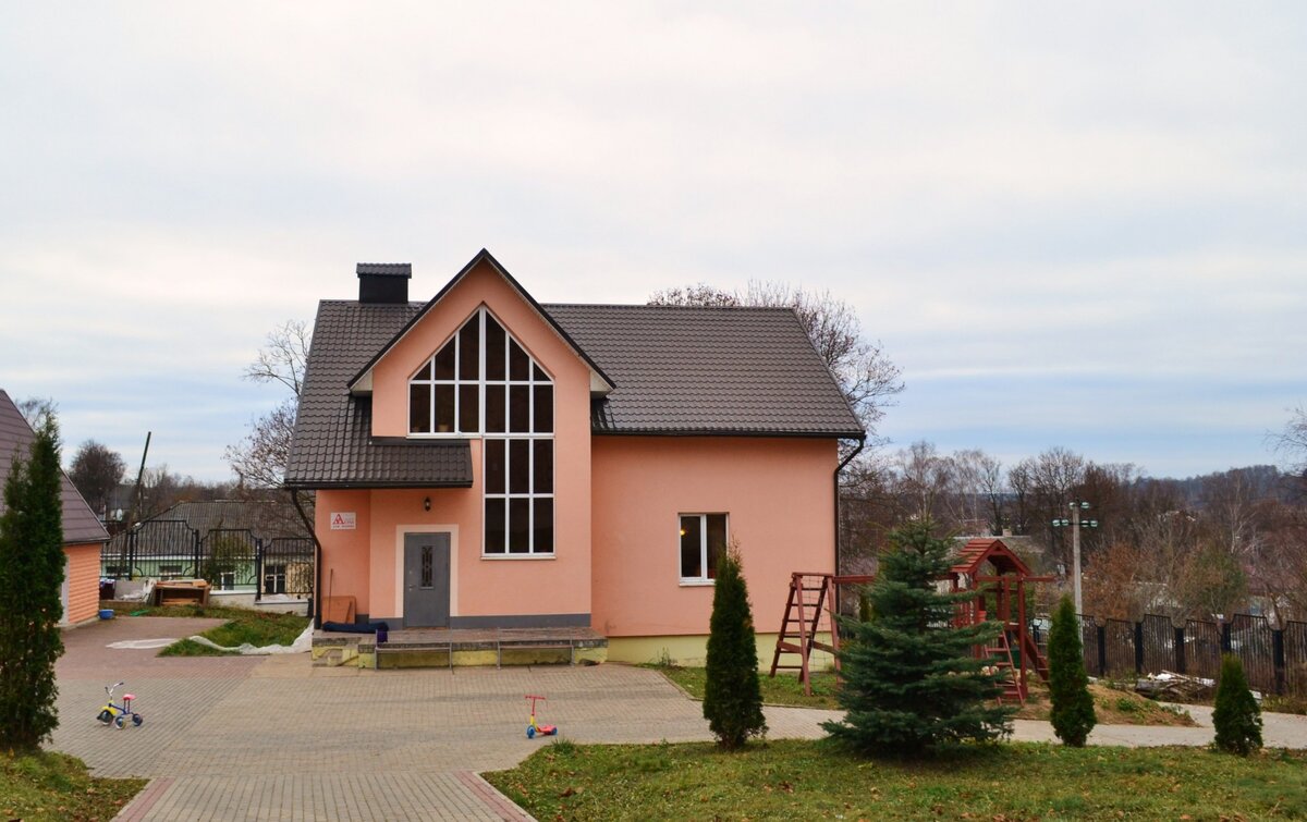 Фото: vk.com/smol_ddm, pixabay.com