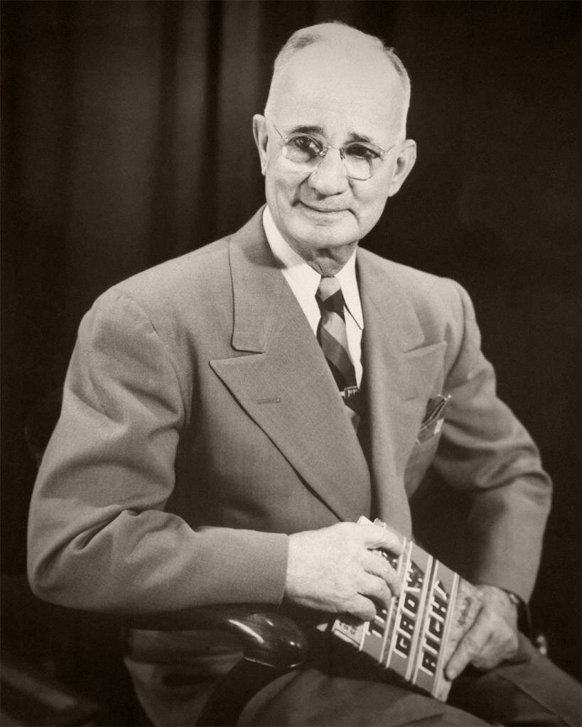 Наполеон Хилл