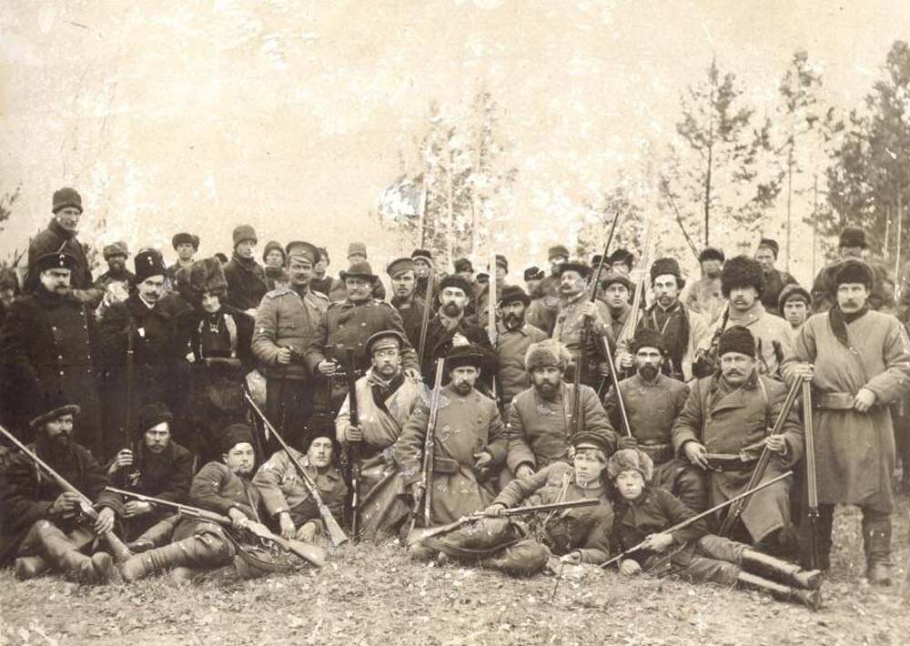 Участники облавы на волков. 1915 г.