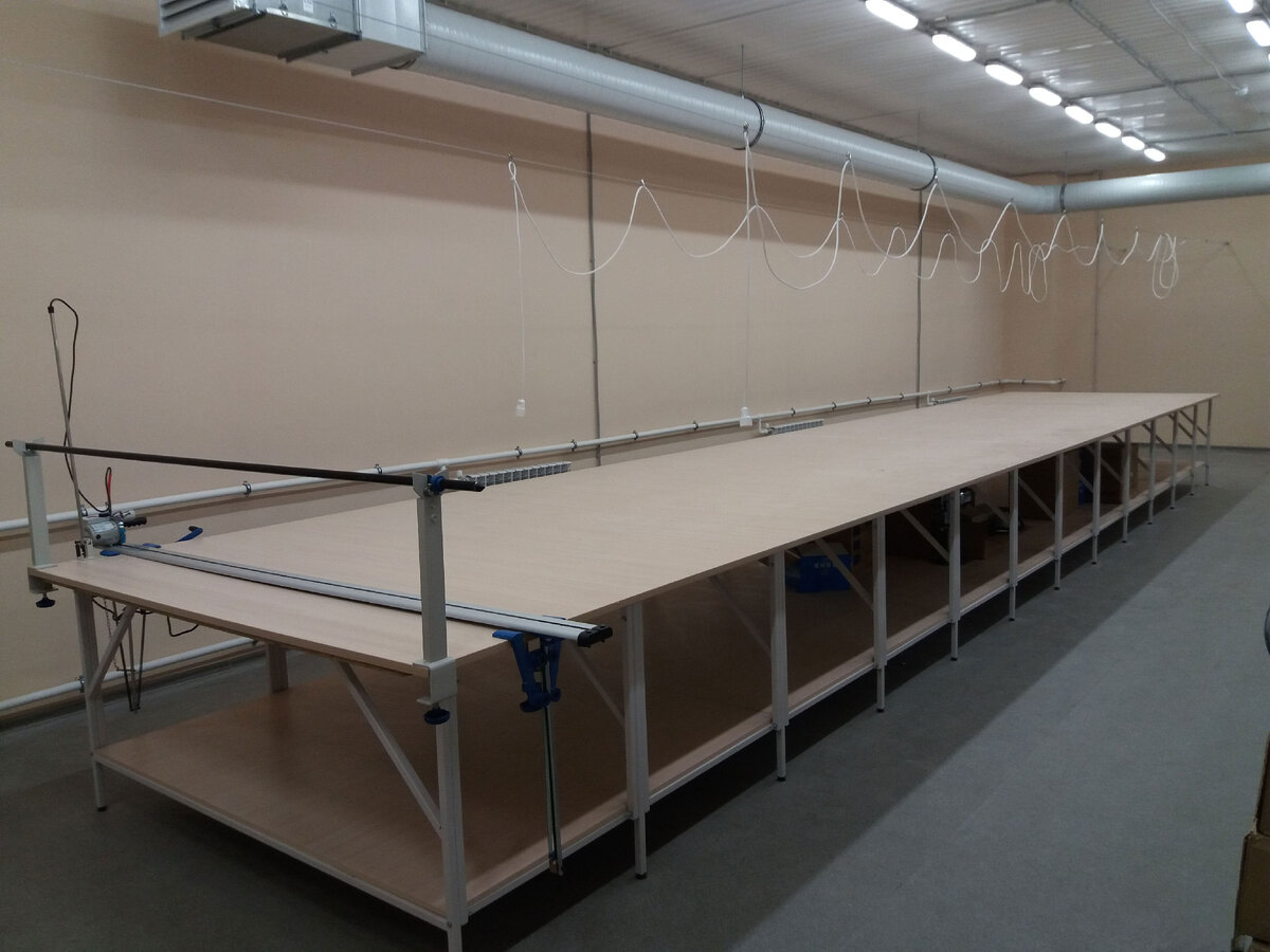 Раскройный стол - тут мы кроим наши шопперы