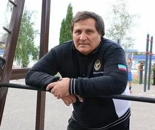 Сайгдпаша Умаханов