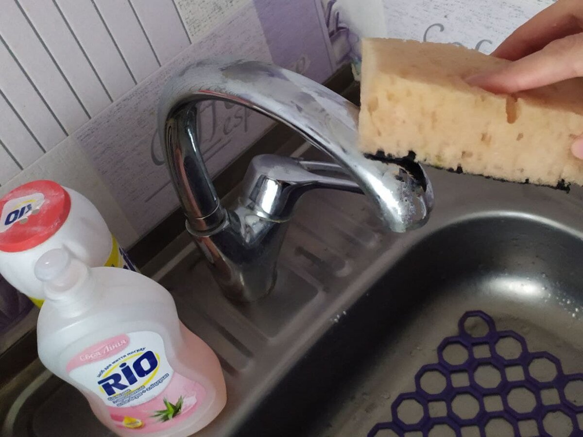 Раньше без магазинного геля для мытья посуды и я не обходился