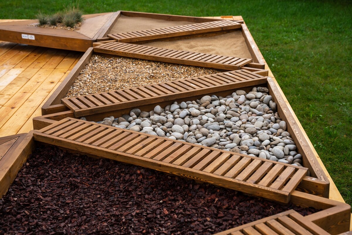 Наш сенсорный сад из лиственницы