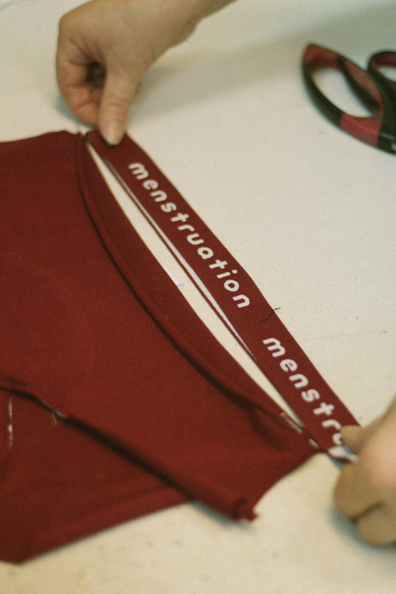 Пошив трусов с фирменной резинкой