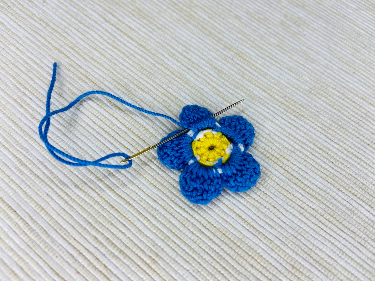 Веночек Незабудки канзаши из атласных лент. Мастер класс. Forget-me-not kanzashi of satin ribbons