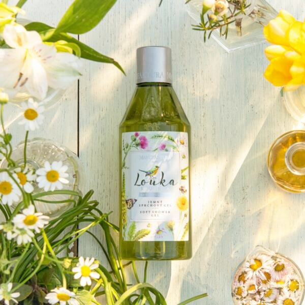 Гель для душа с запахом цветущего луга от Manufaktura