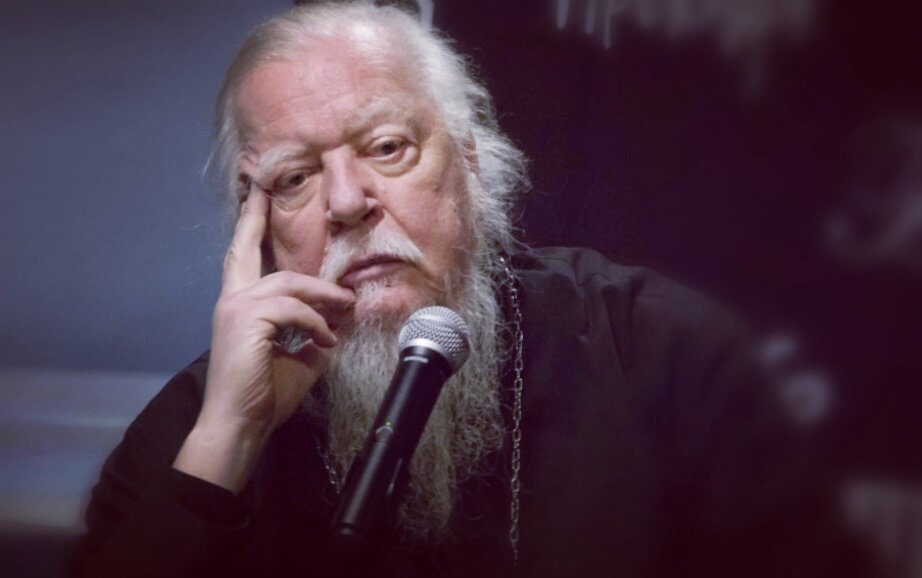 Димитрий Смирнов (07.03.1951 — 21.10.2020 гг.) — протоиерей, церковный и общественный деятель, проповедник, миссионер.