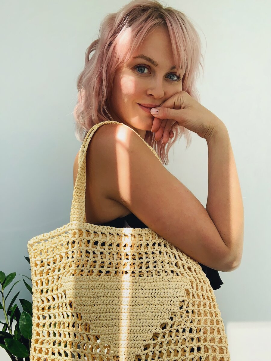 Сумка из рафии связанная мной.