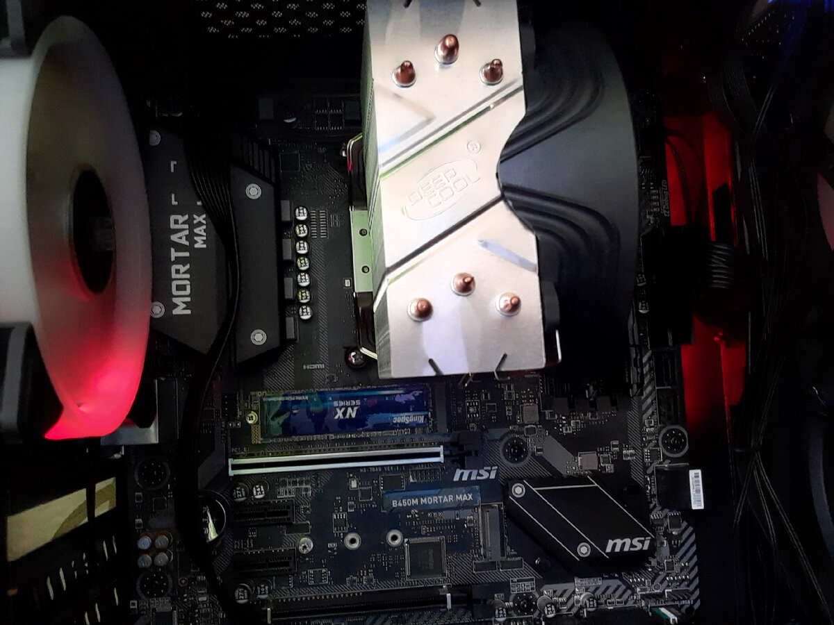 AMD Ryzen 5 5600G with Radeon Graphics 3.90 GHz. 