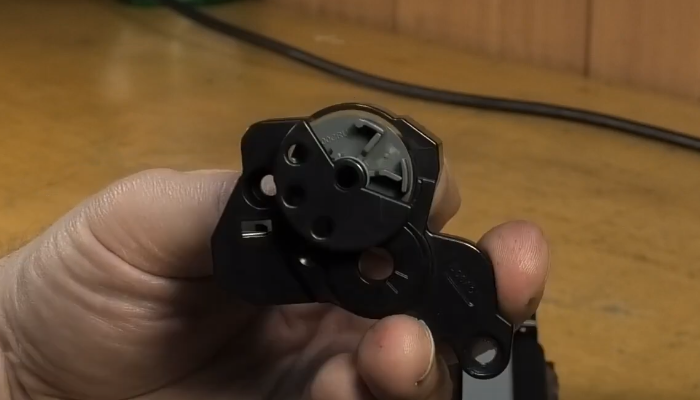 Фото 31. Вращаем редуктор картриджа