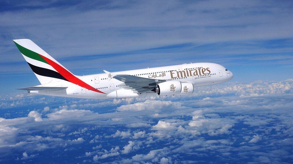     Самолет Emirates провел в воздухе 13 часов и вернулся в аэропорт вылета из-за наводнения  GLOBAL LOOK PRESS