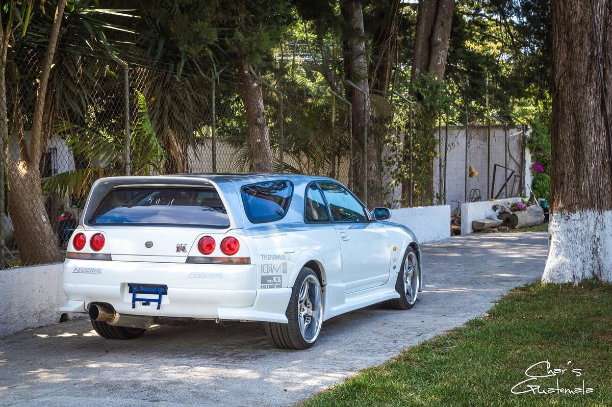 nissan skyline gt