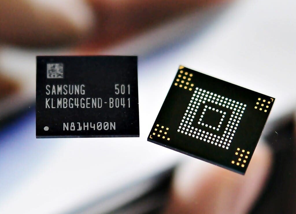 Чип NAND памяти. Чипы памяти самсунг. NAND Samsung. NAND Flash Samsung.