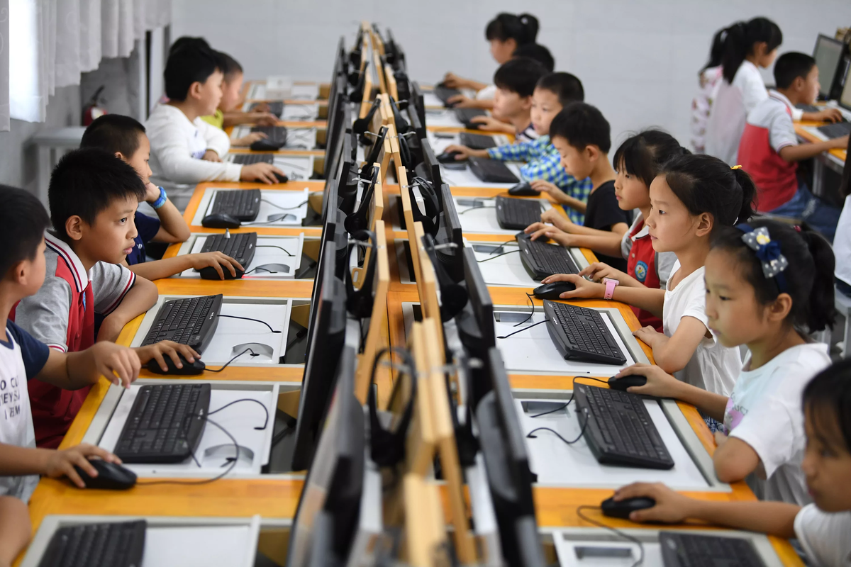 Обучение китайских детей. Начальная школа в Китае. Китайские школьники. Начальное образование в Китае. Средняя школа в Китае.