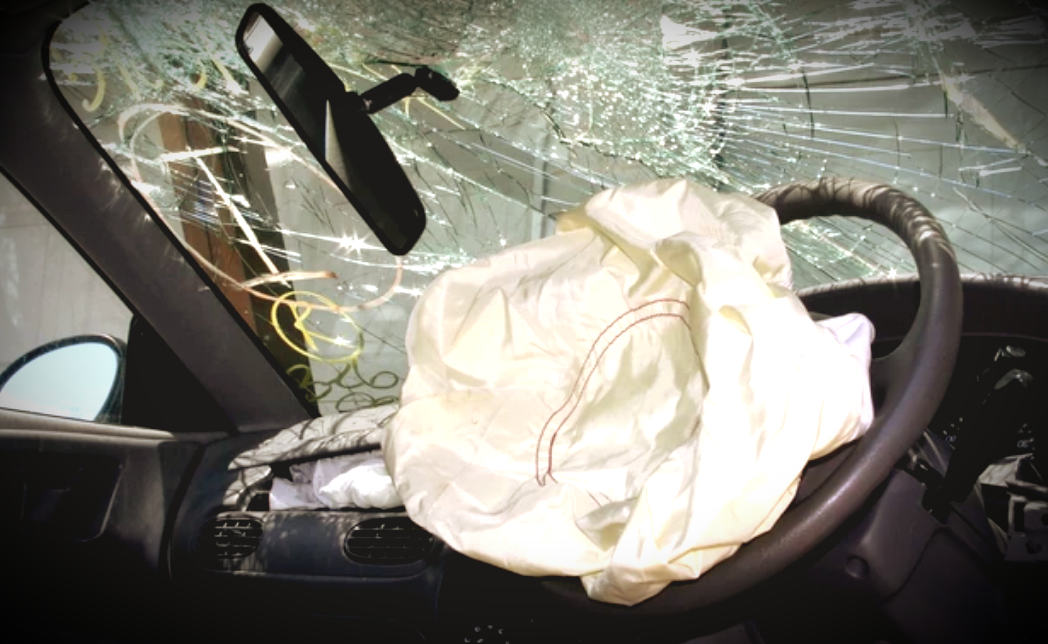 Выстрелившая подушка безопасности