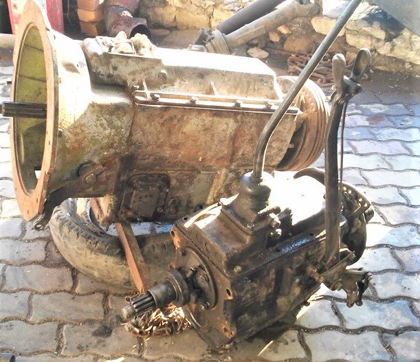 КПП от УРАЛ -375 и ЗИЛ-131 из яндекс картинки 