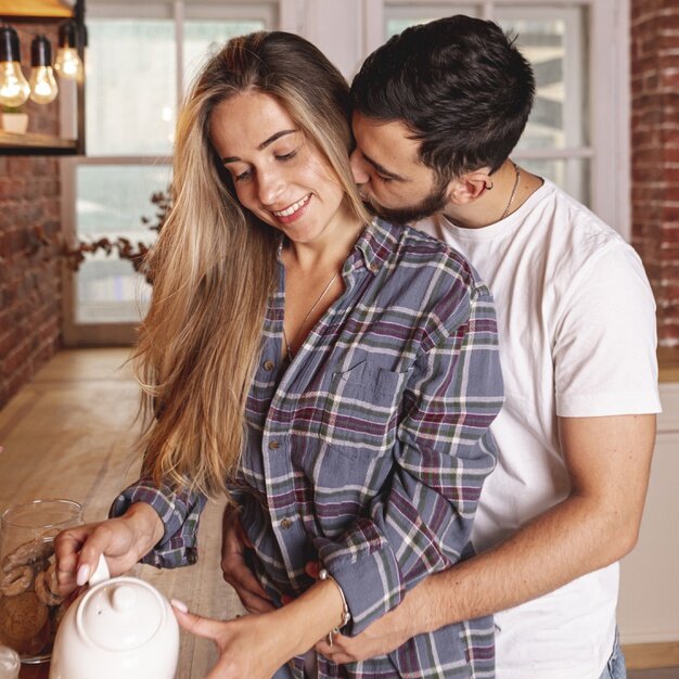 https://image.freepik.com/free-photo/happy-young-couple-having-breakfast_23-2148341633.jpg